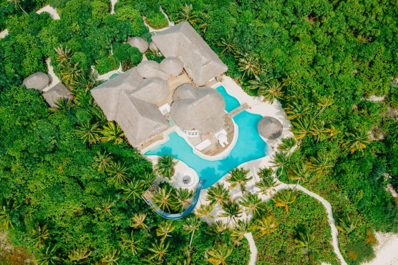 4 Bedroom Island Reserve with Slide